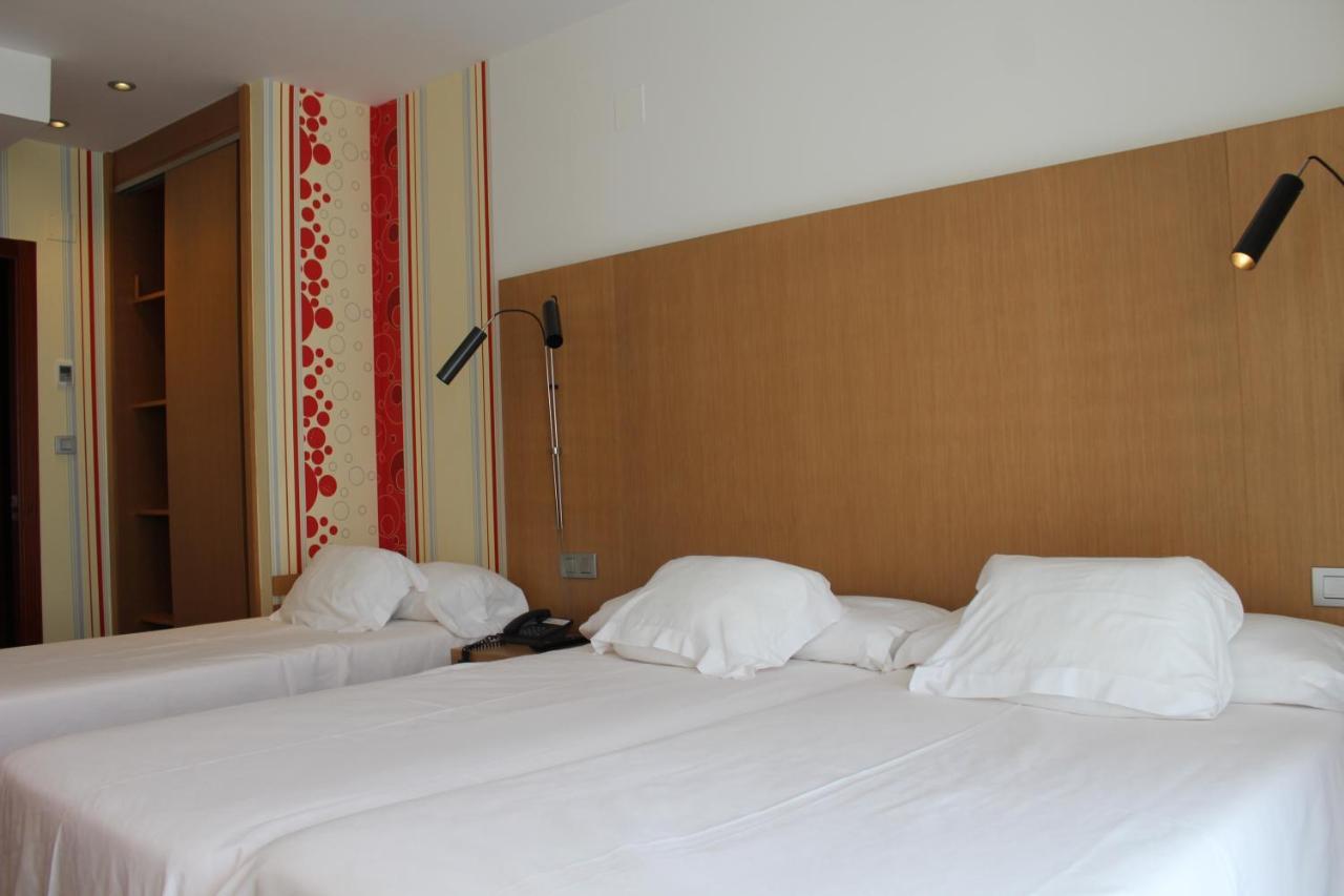 Hotel Ril Burela Exterior photo